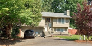 8832 Shady Forest Pl NE 8832 Shady Forest Pl NE Photo Gallery 1