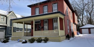 246 Hollister Avenue Southeast 246 Hollister Avenue Southeast Photo Gallery 1