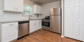 Victory at Edgewood Apartments Victory at Edgewood Apartments Photo Gallery 1