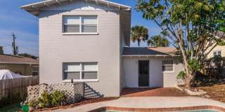 440 NAUTILUS AVE 440 NAUTILUS AVE Photo Gallery 1