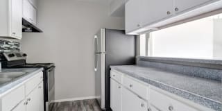 Thorn Manor Apartments Thorn Manor Apartments Photo Gallery 1