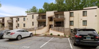 10112 CAMPUS WAY S #201-8B 10112 CAMPUS WAY S #201-8B Photo Gallery 1