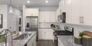 7773 SE Kinnaman St 7773 SE Kinnaman St Photo Gallery 1
