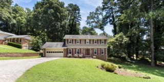 946 Beaver Ln NW 946 Beaver Ln NW Photo Gallery 1