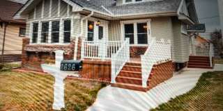 2626 Queen Avenue North 2626 Queen Avenue North Photo Gallery 1