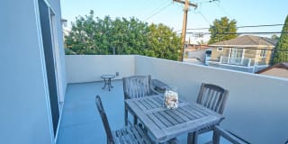399 C Ave Vacation Apartment 399 C Ave Vacation Apartment Photo Gallery 1