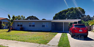 1130 Wild Rose Dr NE 1130 Wild Rose Dr NE Photo Gallery 1