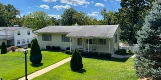 401 S Ballas Rd 401 S Ballas Rd Photo Gallery 1