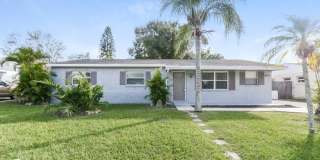 3607 27th Avenue West 3607 27th Avenue West Photo Gallery 1
