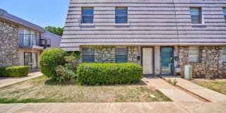 6056 NW Expressway 6056 NW Expressway Photo Gallery 1
