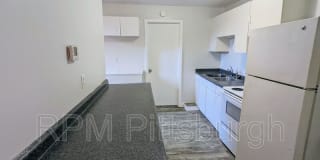 711 Mifflin St 711 Mifflin St Photo Gallery 1