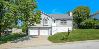 18404 Arrowhead Lane 18404 Arrowhead Lane Photo Gallery 1