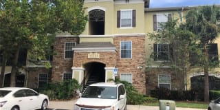 10211 COURTNEY PALMS BOULEVARD 10211 COURTNEY PALMS BOULEVARD Photo Gallery 1