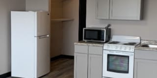 3303 W Oakland Ave 3303 W Oakland Ave Photo Gallery 1