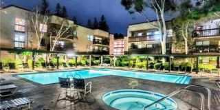 22100 Burbank Boulevard 22100 Burbank Boulevard Photo Gallery 1