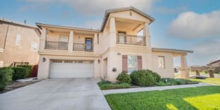 565 Sandalwood St 565 Sandalwood St Photo Gallery 1
