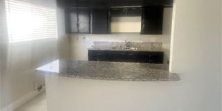 835 S Oaks Ave C 835 S Oaks Ave C Photo Gallery 1