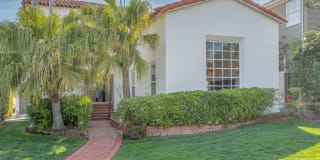 418 S CAMDEN DR 418 S CAMDEN DR Photo Gallery 1