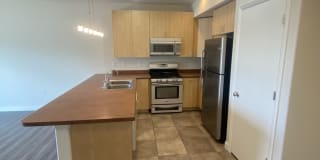 Axis at 739 Apartments Axis at 739 Apartments Photo Gallery 1