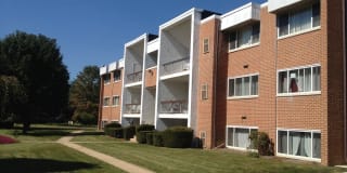 The Yorklyn Apartments and Townhomes The Yorklyn Apartments and Townhomes Photo Gallery 1