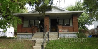 2225 E Riverside Dr 2225 E Riverside Dr Photo Gallery 1