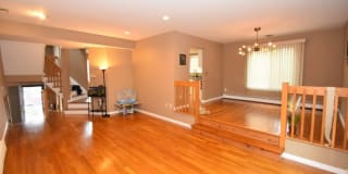 31 Independence Way 31 Independence Way Photo Gallery 1