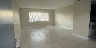 13700 NE 6th Ave 13700 NE 6th Ave Photo Gallery 1