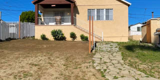 11251 S Budlong Ave 11251 S Budlong Ave Photo Gallery 1
