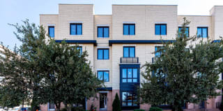 2411 RICHMOND HIGHWAY 2411 RICHMOND HIGHWAY Photo Gallery 1