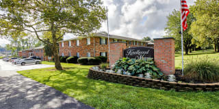 Knollwood Manor Knollwood Manor Photo Gallery 1