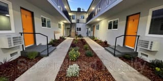 139 N Belmont Street 139 N Belmont Street Photo Gallery 1