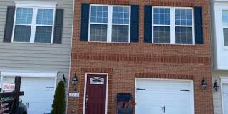 212 TREE LINE DRIVE 212 TREE LINE DRIVE Photo Gallery 1