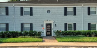 101 Lewfield Drive 101 Lewfield Drive Photo Gallery 1