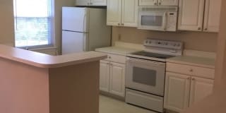 400 Willow Greens Drive Unit G 400 Willow Greens Drive Unit G Photo Gallery 1
