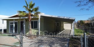 1386 Lakeside Dr 1386 Lakeside Dr Photo Gallery 1