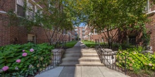 5034-5046 S. Woodlawn Avenue 5034-5046 S. Woodlawn Avenue Photo Gallery 1