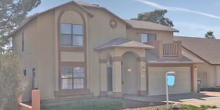 8705 W Cambridge Ave 8705 W Cambridge Ave Photo Gallery 1