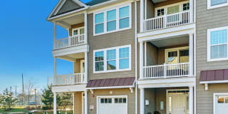 102 Marine Terrace 102 Marine Terrace Photo Gallery 1
