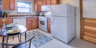 HOMESTEAD APARTMENTS HOMESTEAD APARTMENTS Photo Gallery 1