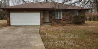 520 E Latoka 520 E Latoka Photo Gallery 1