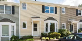 537 Darby Glen Ln 537 Darby Glen Ln Photo Gallery 1