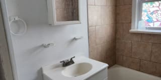 354 11th Ave 6 354 11th Ave 6 Photo Gallery 1