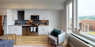 Modera Buckman Modera Buckman Photo Gallery 1