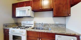 Poplar Apartments Poplar Apartments Photo Gallery 1