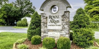 Royal Arms of Bowling Green Royal Arms of Bowling Green Photo Gallery 1