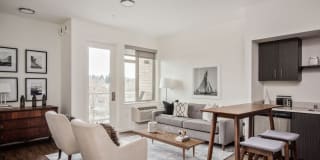 Green Leaf Uptown Apartments Green Leaf Uptown Apartments Photo Gallery 1