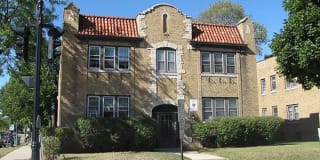 1806 E Kenmore 1806 E Kenmore Photo Gallery 1