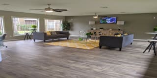 Oak Run Manor Apartments Oak Run Manor Apartments Photo Gallery 1