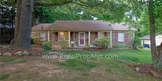 1035 Gales Avenue 1035 Gales Avenue Photo Gallery 1