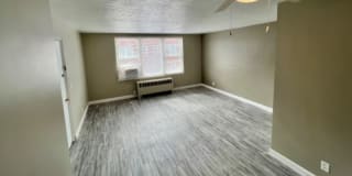 4817 N Knoxville 4817 N Knoxville Photo Gallery 1